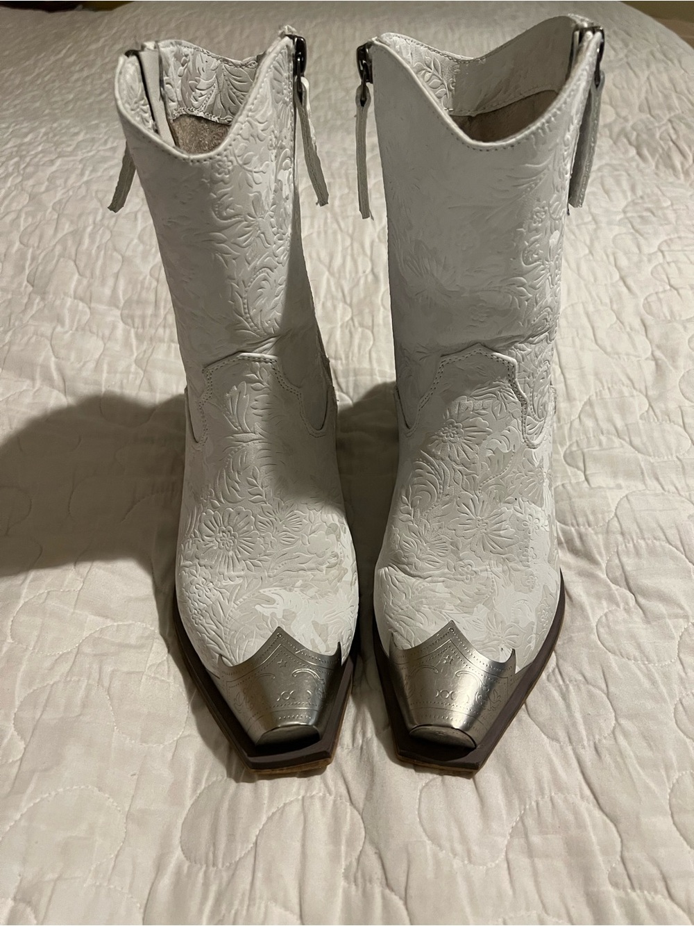 Very G White Embossed Zip Up Western Boots with Silver Toe Caps